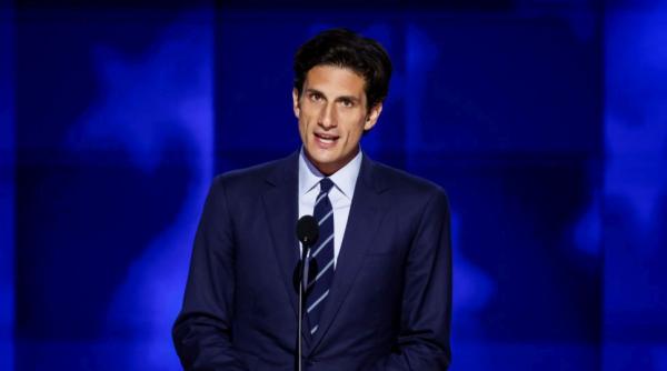 Nepotul lui JFK candidează pentru Congres și îl atacă pe Donald Trump