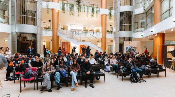 fundatia tinmar sprijina performanta elevilor din bucuresti 865 de burse de merit pentru copii din sectorul 2