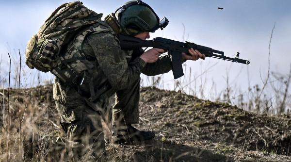 parasutisti rusi si luari de prizonieri la granita cu polonia si lituania rusia face exercitii de razboi la frontierele ue si nato