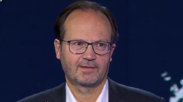 Europarlamentarul Jean-Marc Germain: „Prima prioritate este apărarea, democrația este atacată”