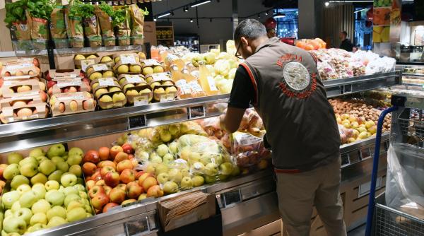 Trump renunță la tarife pentru zeci de produse. Casa Albă a publicat lista alimentelor care scapă de taxe