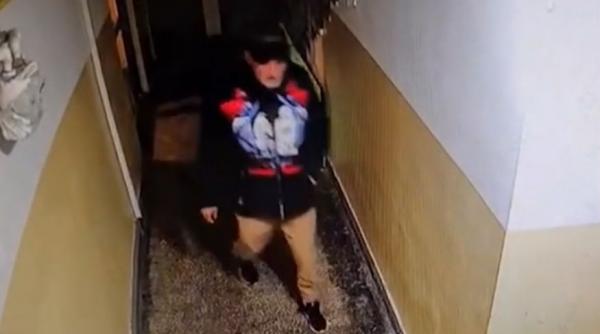 marturia cutremuratoare a sorei fetei de 13 ani agresata si talharita in lift a pus o in genunchi a ridicat mana s o loveasca
