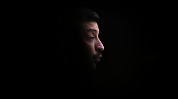 „Nu suportă oamenii care îi contrazic deciziile”. Cum a ajuns Zelenski în cel mai mare scandal de corupție de până acum