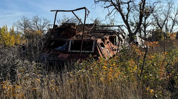 de la tocatorul de carne la navala pe mopede o schimbare in tactica rusiei arata cum a evoluat razboiul din ucraina