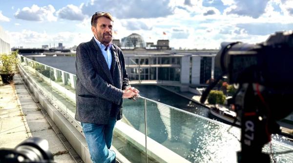 Jurnalistul Robert Schwartz, fost redactor-șef al Deutsche Welle, este nominalizarea USR pentru conducerea Radioului public