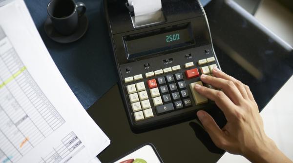 parlamentul a aprobat noul pachet de taxe pentru 2026 impozitele si taxele locale cresc cu 75