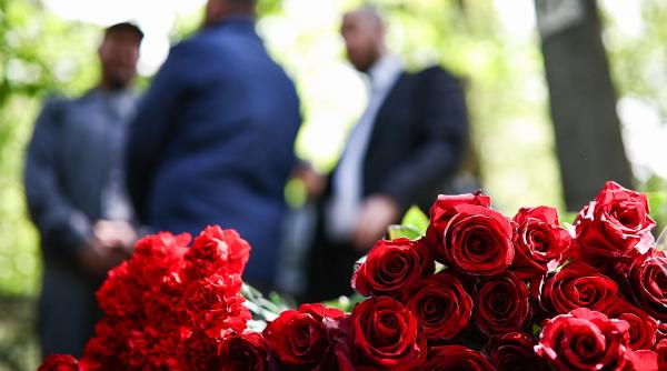 S-a aflat cine e oficialul rus despre care FSB spune că era vizat de un asasinat. O vază cu flori urma să explodeze într-un cimitir