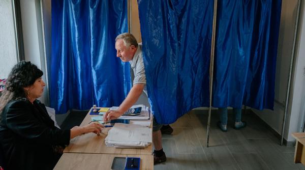AEP: Au fost aleși președinții birourilor electorale ale secţiilor de votare pentru alegerile locale parțiale din 7 decembrie 2025