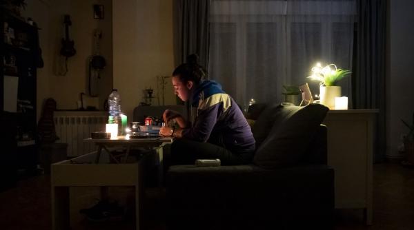 Pană de curent masivă la Paris: 170.000 de locuinţe au rămas fără electricitate, metroul s-a oprit în unele zone