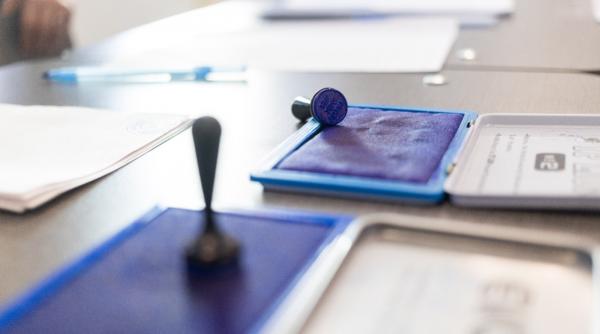 Solicitările AEP pentru candidaţii la alegerile locale parţiale din 7 decembrie. Ce mesaje sunt interzise în campania electorală