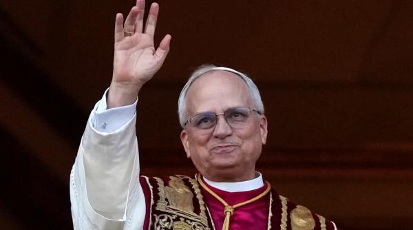 Mesajul Papei Leon către tineri, despre Inteligenţa Artificială: "Nu îi cereţi să vă facă temele în locul vostru"