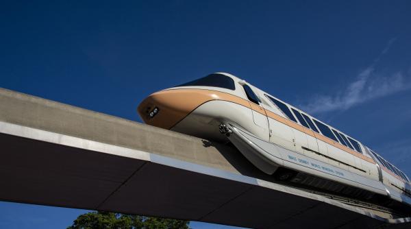 Primul oraș din România care ar putea avea tren suspendat. Proiectul, susținut cu finanțare europeană