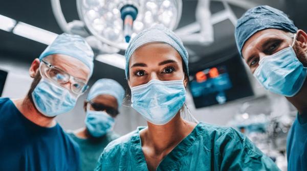 De ce finalul de an e cel mai bun moment pentru o asigurare medicală privată: avantaje fiscale, predictibilitate și planificare