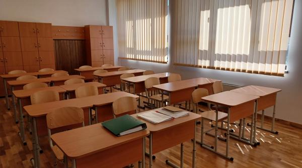 Când se plătesc bursele școlare. Data la care intră bursele sociale și de merit ale elevilor