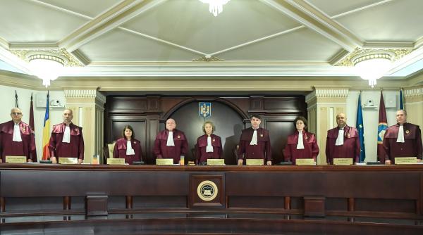 CCR discută astăzi sesizările ÎCCJ și AUR pe legea privind plata pensiilor private