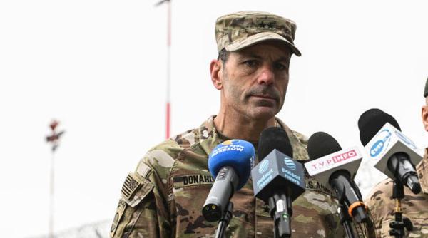 Generalul Chris Donahue, șeful forțelor terestre NATO: Veți vedea foarte curând la lucru sistemul antidrone în Delta Dunării