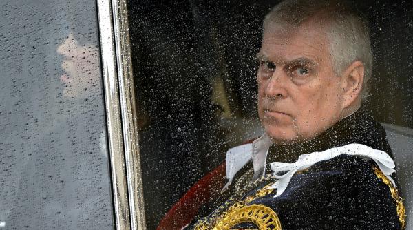 O stradă din Irlanda de Nord ce purta numele fostului prinț Andrew va fi redenumită: „El nu mai reprezintă valorile oraşului”