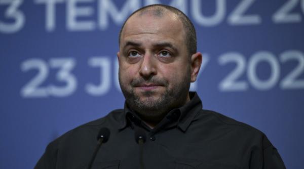 Oficial de top din administrația lui Zelenski, audiat de procurorii anticorupție, după ce armata a primit veste antiglonț din China