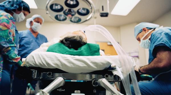 Cum luptă România cu o boală gravă, care afectează milioane de oameni în Europa. În cazul SHUa, fiecare minut contează