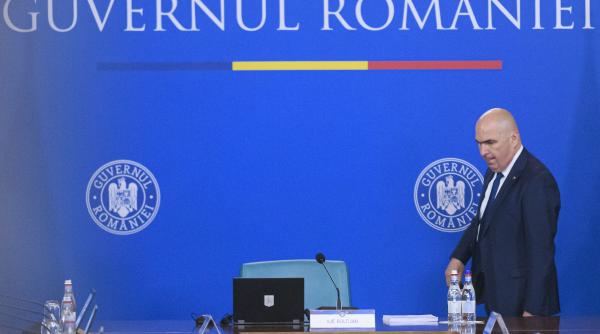 Termenul pentru patru jaloane din PNRR de 800 de milioane de euro expiră la miezul nopții. Ședință de Guvern pentru pensiile speciale