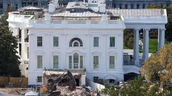 „Mă consider un designer important”. Ambițiile lui Trump pentru noua sală de bal de la Casa Albă provoacă tensiuni și controverse