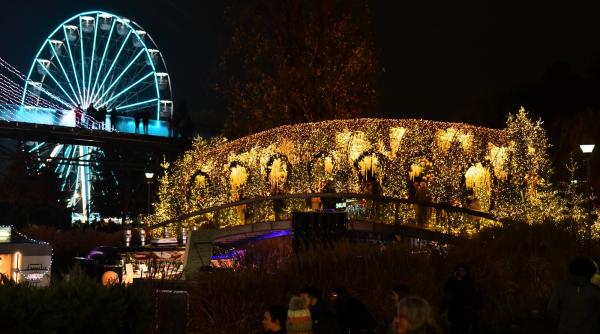 Magie în Sectorul 6: 400.000 de luminițe și patinoar de 750 de metri pătrați la Târgul de Crăciun