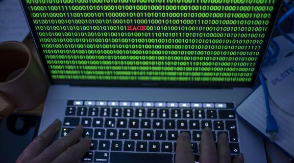 A început războiul digital cu Rusia, avertizează un ministru polonez. “Se pregătesc pentru un conflict cu noi”