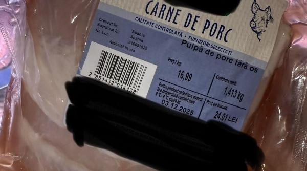 Avertisment ANPC despre carnea ambalată de la supermarket. Ce pericole indică lichidul în exces: “Nu consumați produsul” 