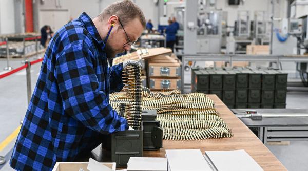 Război și bani: câștigurile colosale făcute de producătorii de armament de pe urma conflictelor din Ucraina și Gaza