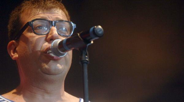 a murit adrian plesca artan de la partizan si fondatorul trupei timpuri noi