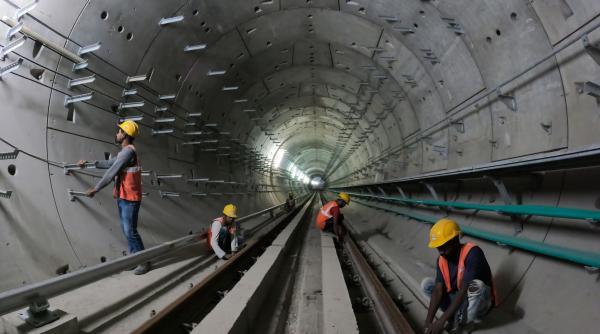 Cel mai lung și mai adânc tunel subacvatic din lume prinde contur: Mașinile vor merge 27 km pe sub mare