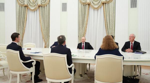 Corespondență specială de la Moscova, de la negocierile pentru Ucraina. „Americanii negociază una cu ucrainenii și alta cu rușii”