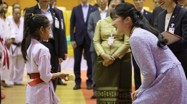 Prințesa inimilor din Japonia ar putea schimba regulile succesiunii la tron. Cine e Aiko, pe care toată lumea o vrea împărăteasă