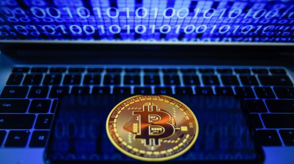 bancile europene isi creeaza propria moneda digitala legata de euro ce s ar putea intampla cu creditele