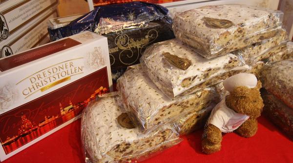 Nu e pâine, nici prăjitură. Un patiser din Dresda dezvăluie secretele delicatesei germane de Crăciun, bogată în fructe uscate și nuci