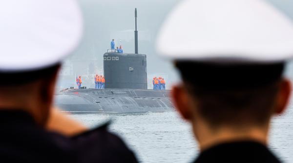 NATO își creează o flotă pentru a "vâna” submarinele rusești. Manevrele ordonate de Putin în Atlanticul de Nord alarmează aliații