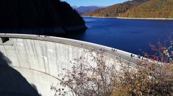 dezastrul de la paltinu se poate repeta raport al curtii de conturi sute de baraje lasate in paragina prezinta risc de accidente