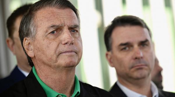 Din spatele gratiilor, Bolsonaro își lansează fiul în cursa pentru președinția Braziliei din 2026. Anunțul lui Flavio Bolsonaro 
