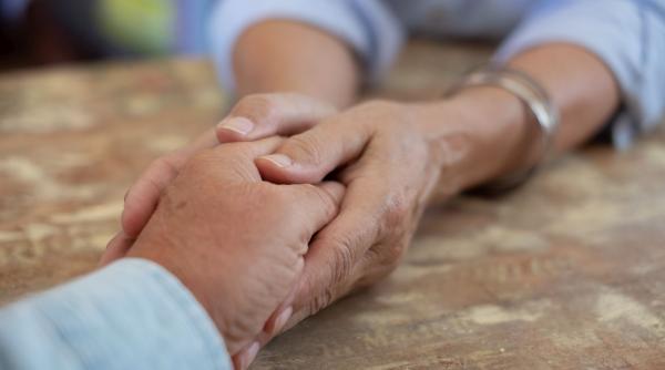 i a donat un rinichi dupa ce a intalnit o cu ani in urma in mijlocul unei tragedii el a fost cel care mi a spus ca fiul meu a murit