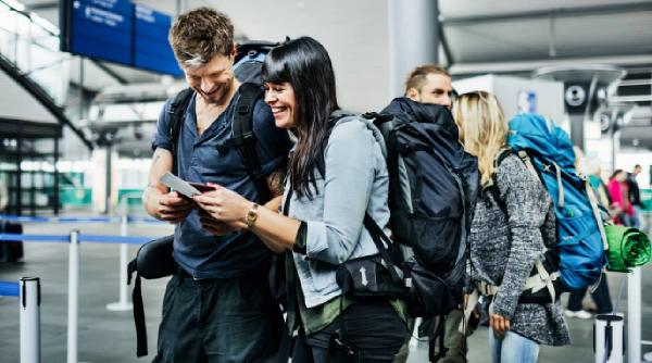 Cum se schimbă regulile de călătorie în Europa: controale mai dure la frontieră și sancțiuni pentru turiștii care se poartă urât