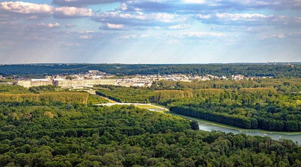 După Muzeul Luvru, Palatul Versailles îşi majorează tarifele pentru cetăţenii non-europeni