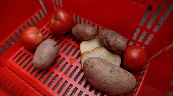 bolojan discuta cu sindicatele si patronatele despre salariul minim pentru anul 2026