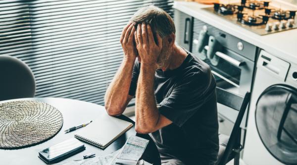 consultant fiscal romanii care traiesc cu salariul minim vor saraci inflatia va ajunge la 10