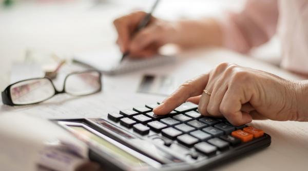 Deficitul comercial al României a crescut cu 1%, la aproape 27,5 miliarde de euro