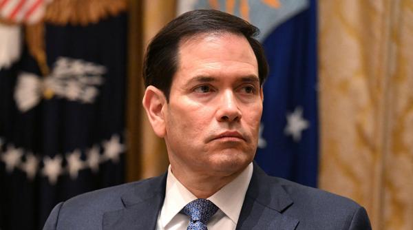 Marco Rubio le cere diplomaţilor americani să revină la fontul Times New Roman în loc de Calibri