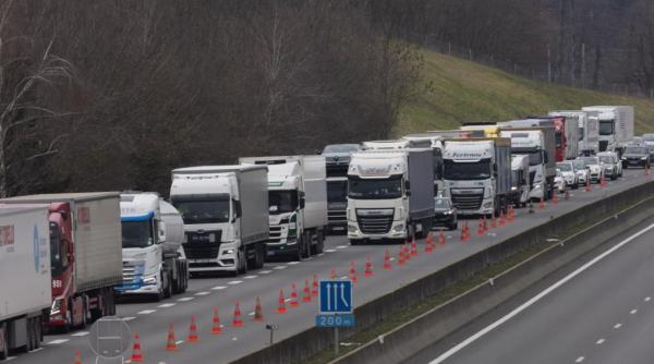 MAE a emis o atenţionare de călătorie pentru Ungaria. Avertizarea îi vizează pe şoferii care transportă marfă