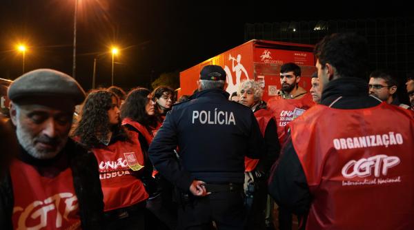 Portugalia este blocată total astăzi. Pentru prima dată după 12 ani, cele două mari sindicate din ţară au declanşat greva generală