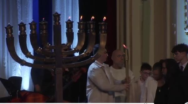 editia cu numarul 24 a galei hanuka gala magna cum laude celebreaza educatia toleranta si solidaritatea