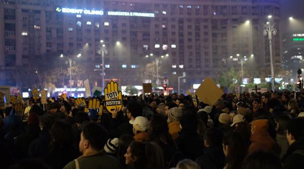 A patra noapte de proteste în Piața Victoriei pentru independența justiției