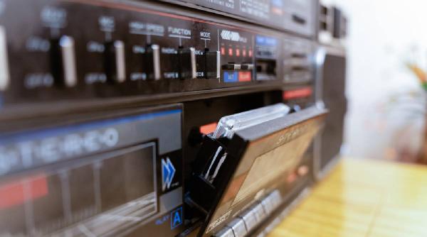 „Caseta audio” din ADN care poate stoca de 1,5 milioane de ori mai multe date decât un smartphone. Și le păstrează timp de 20000 de ani